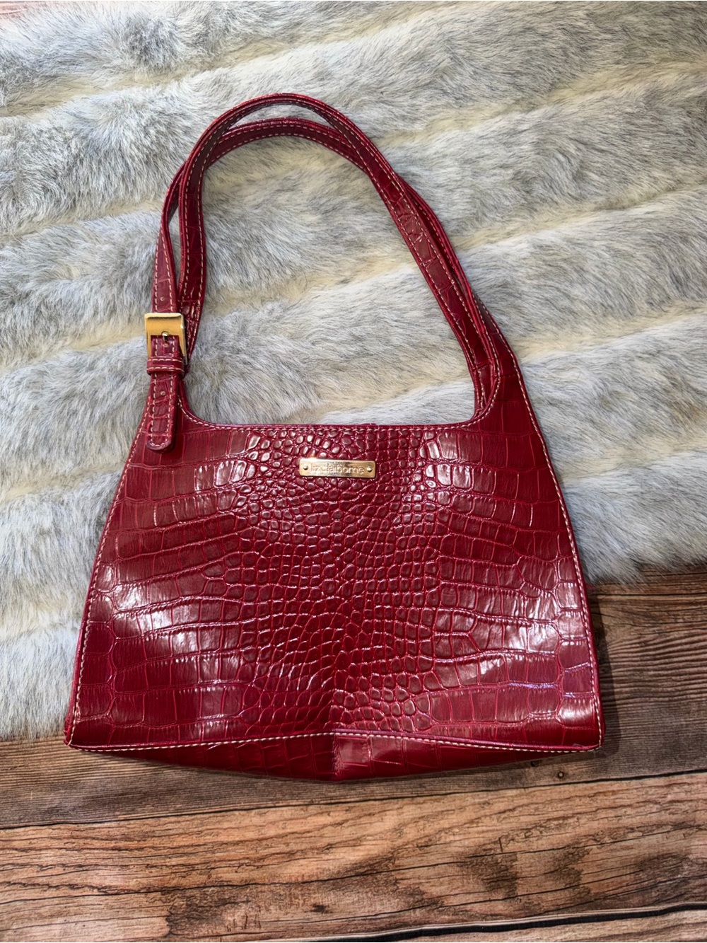 Liz Claiborne Y2K Red faux Crocodile-Embossed Leather Hobo Bag